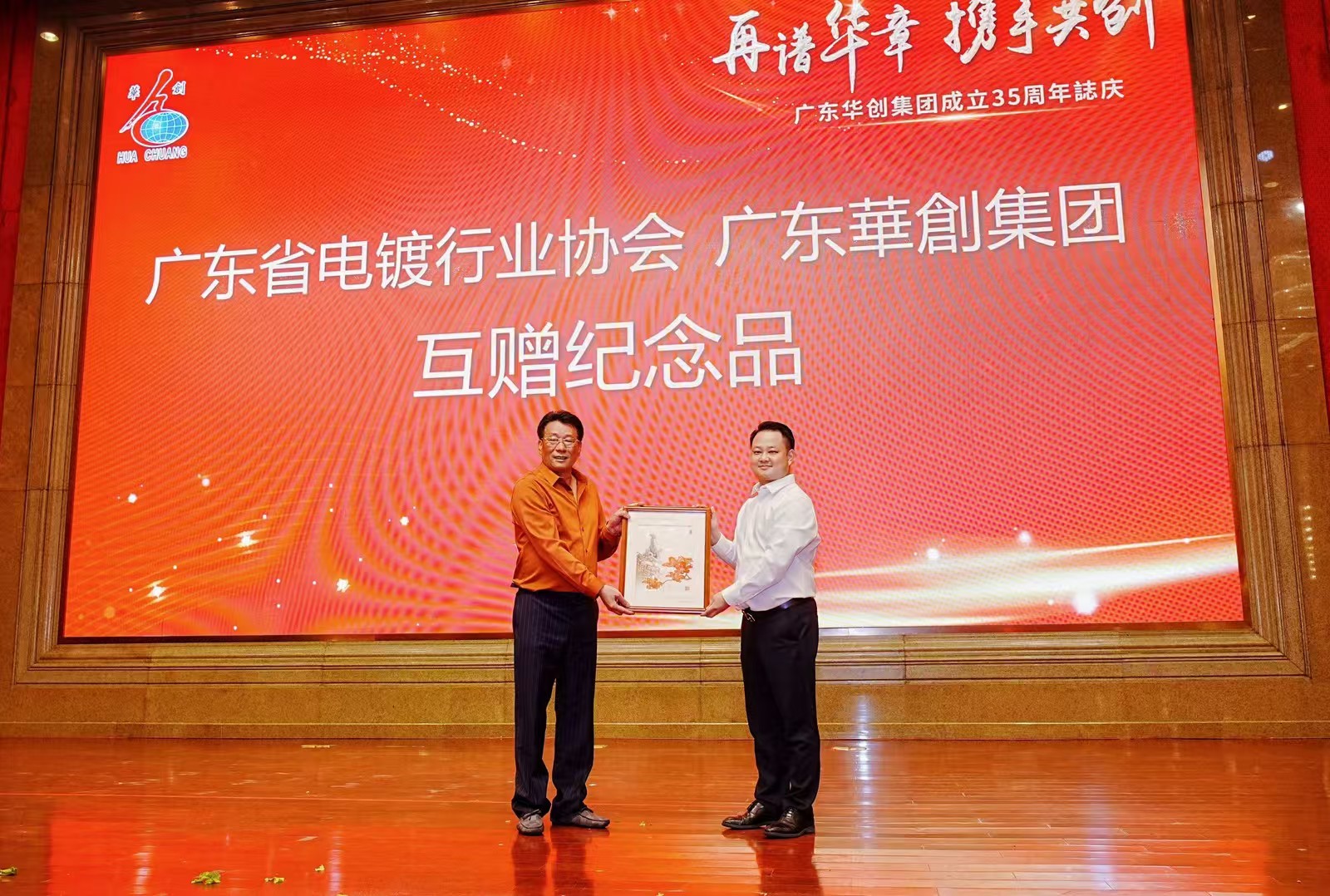 2da5ad1b063e292b57db0cf767151058.jpg 14.jpg